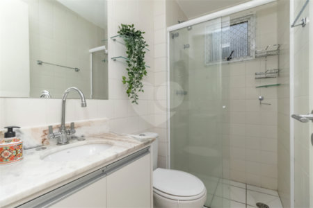 Apartamento à venda com 3 quartos, sendo 1 suíte, em Vila Sofia, São Paulo, SP
