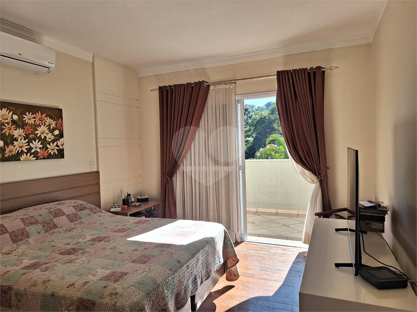 Casa à venda com 3 suítes em Bosque, Vinhedo, SP