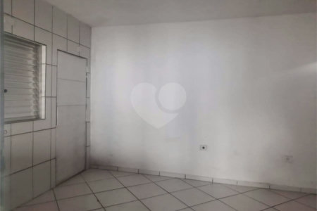 Casa à venda com 2 quartos em Jardim Santa Lúcia, Suzano, SP