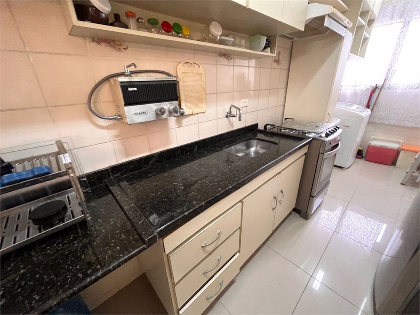Apartamento com 2 dormitórios à venda, 65 m² por R$ 424.000,00 - Vila Júlia - Guarujá/SP