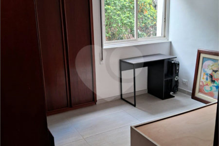 Apartamento à venda com 3 quartos, sendo 1 suíte, em Perdizes, São Paulo, SP