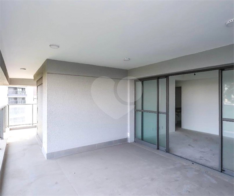 Apartamento à venda com 3 suítes em Jardim Aurélia, São Paulo, SP