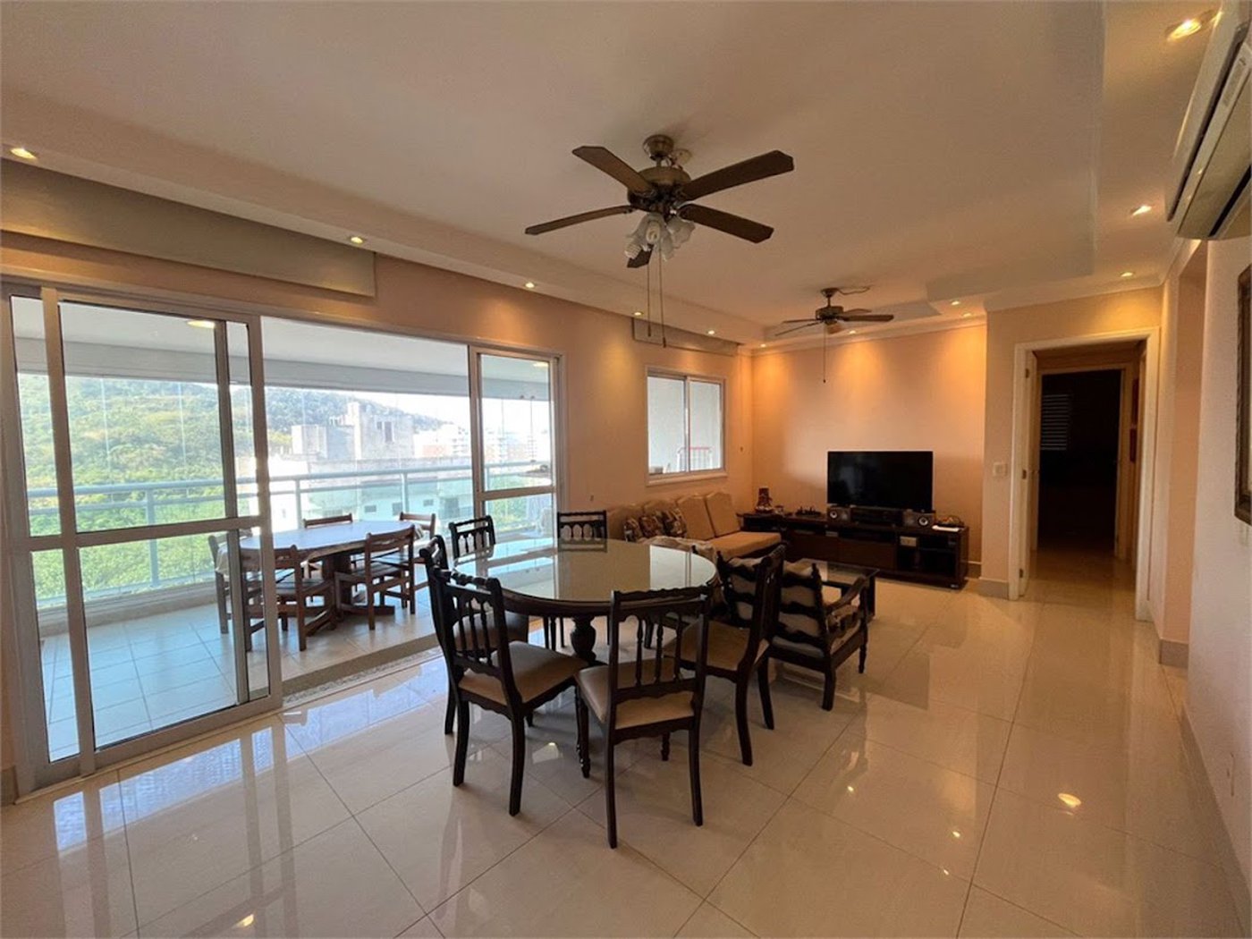 Apartamento Residencial à venda, Vila Luis Antônio, Guarujá - AP1540.