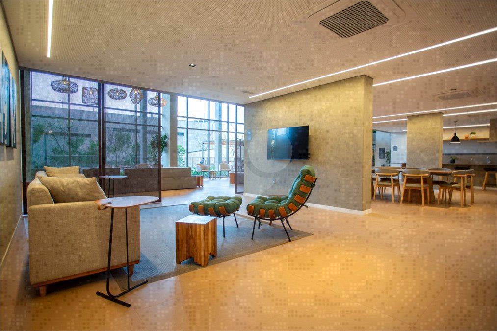 Apartamento à venda com 2 quartos, sendo 1 suíte,  em Jardim Anália Franco, São Paulo, SP