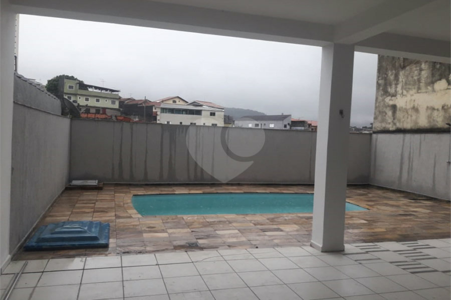 Sobrado à venda com 4 quartos, sendo 1 suíte, em Jaçanã, São Paulo, SP