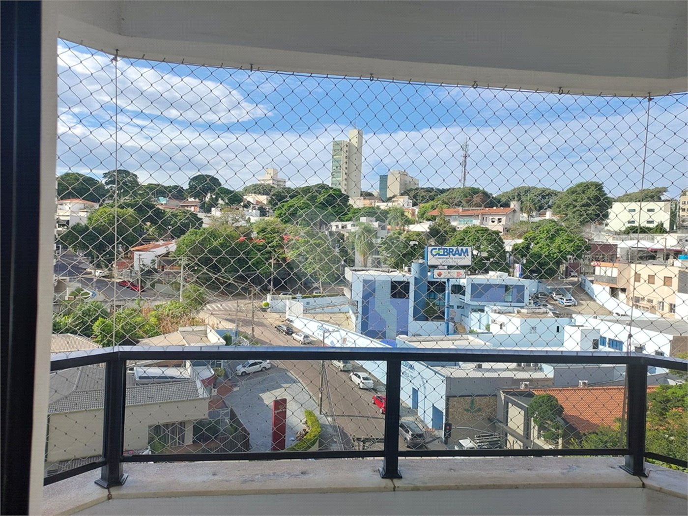 Apartamento à venda com 4 quartos, sendo 2 suítes,  no Centro, Jundiaí, SP