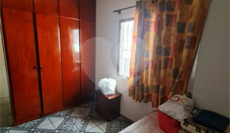 Casa à venda com 5 quartos, sendo 2 suítes,  em Parque Novo Mundo, São Paulo, SP
