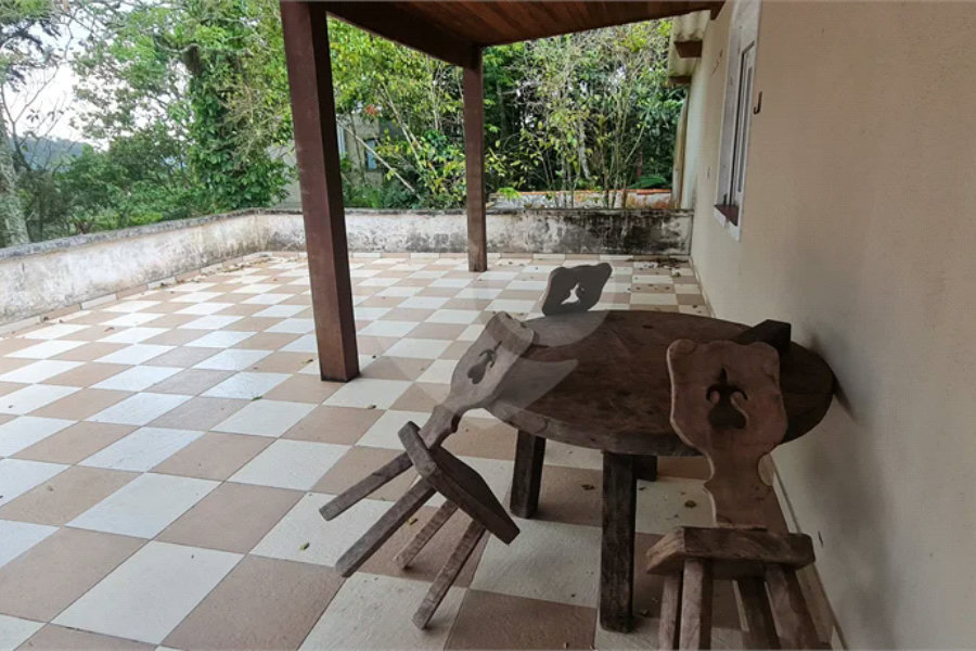 Casa à venda com 4 suítes no condomínio Jardim da Montanha I, Mairiporã - SP