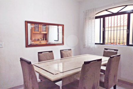 Casa à venda com 5 quartos, sendo 1 suíte, em Água Fria, São Paulo, SP