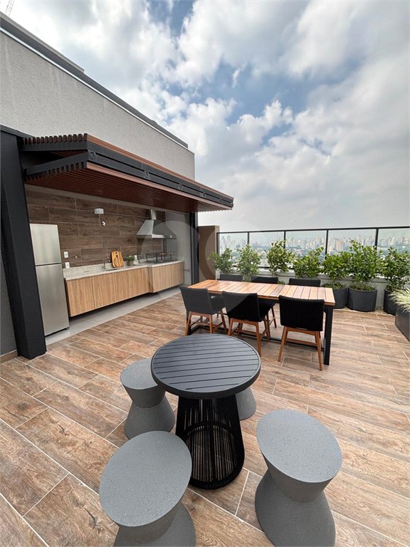 Apartamento à venda ou para alugar com 1 quarto em Pinheiros, São Paulo, SP