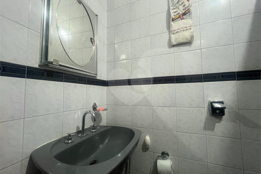 Casa à venda com 4 quartos, sendo 1 suíte, em Jardim França, São Paulo, SP