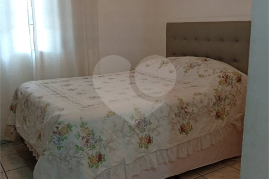 Casa Térrea à venda com 4 quartos, sendo 1 suíte, em Jardim Regina, São Paulo, SP
