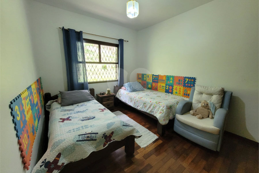 Casa à venda com 4 quartos, sendo 2 suítes,  em Serra da Cantareira, Mairiporã, SP