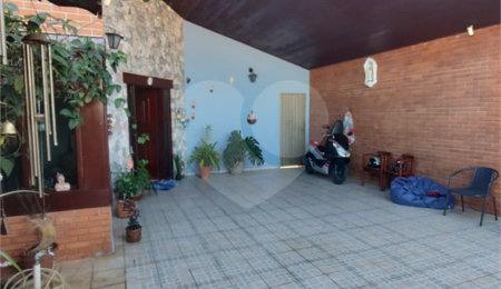 Casa à venda com 3 quartos, sendo 1 suíte,  em Vila Santana, Sorocaba, SP