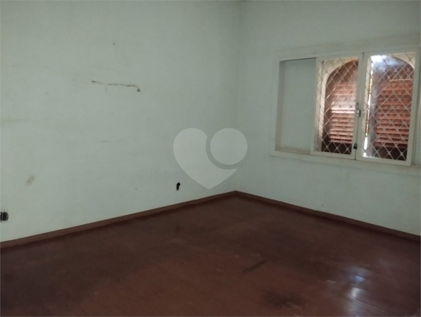 Casa à venda com 5 quartos, sendo 3 suítes, em Vila Sedenho, Araraquara, SP