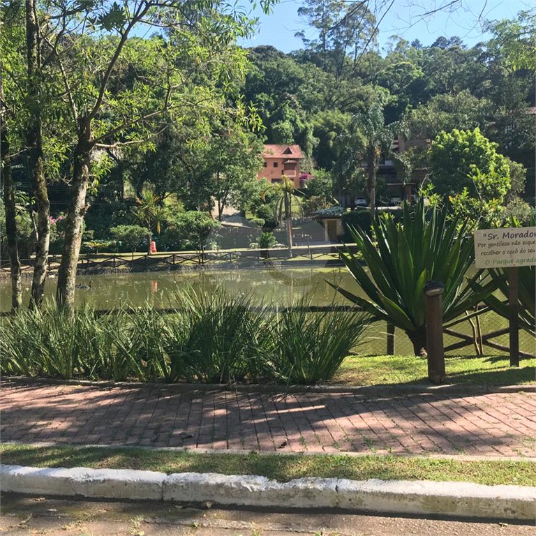 Terreno à venda no condomínio Parque Imperial da Cantareira, Mairiporã - SP