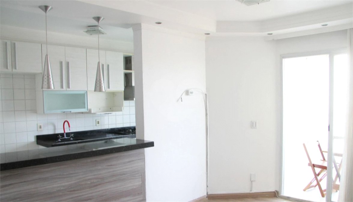 Apartamento à venda com 2 quartos, sendo 1 suíte,  em Vila Endres, Guarulhos, SP