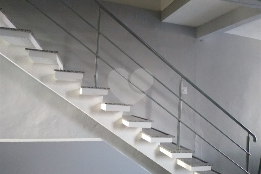 Prédio à venda com 4 quartos em Vila Guilherme, São Paulo, SP