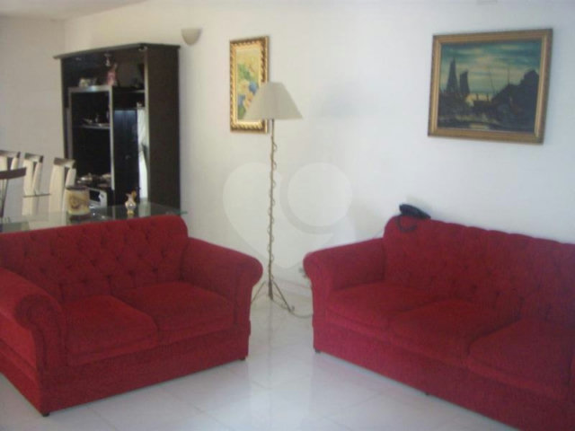 Casa Térrea à venda com 6 quartos, sendo 1 suíte,  em Tremembé, São Paulo, SP
