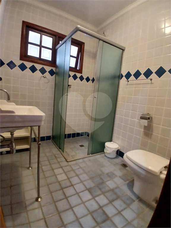 Casa à venda com 5 quartos, sendo 3 suítes, em Vila Santista, Atibaia, SP