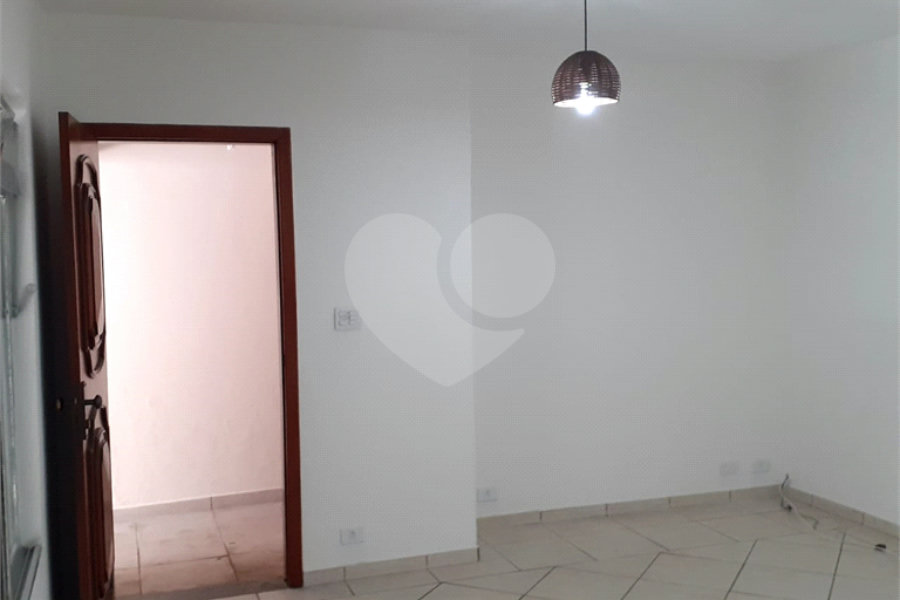 Casa Térrea à venda com 3 quartos, sendo 1 suíte, em Santana, São Paulo, SP