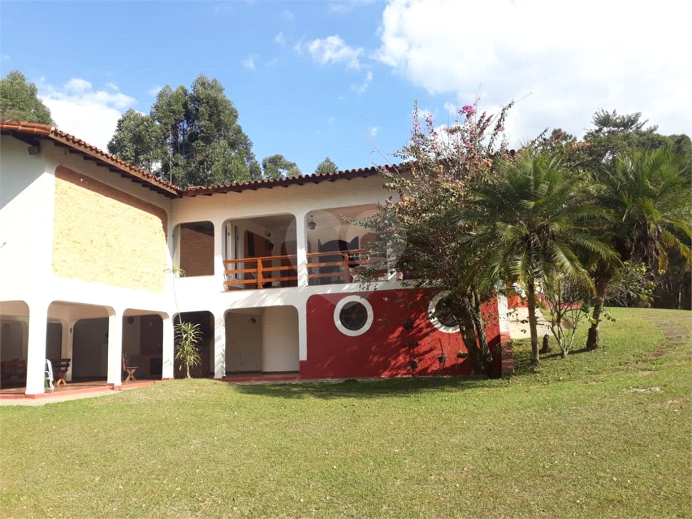 Sítio à venda com 5 quartos, sendo 3 suítes,  em Planalto Verde, São Roque, SP