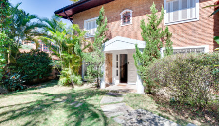 Casa à venda com 4 quartos, sendo 1 suíte,  em Jardim Marajoara, São Paulo, SP