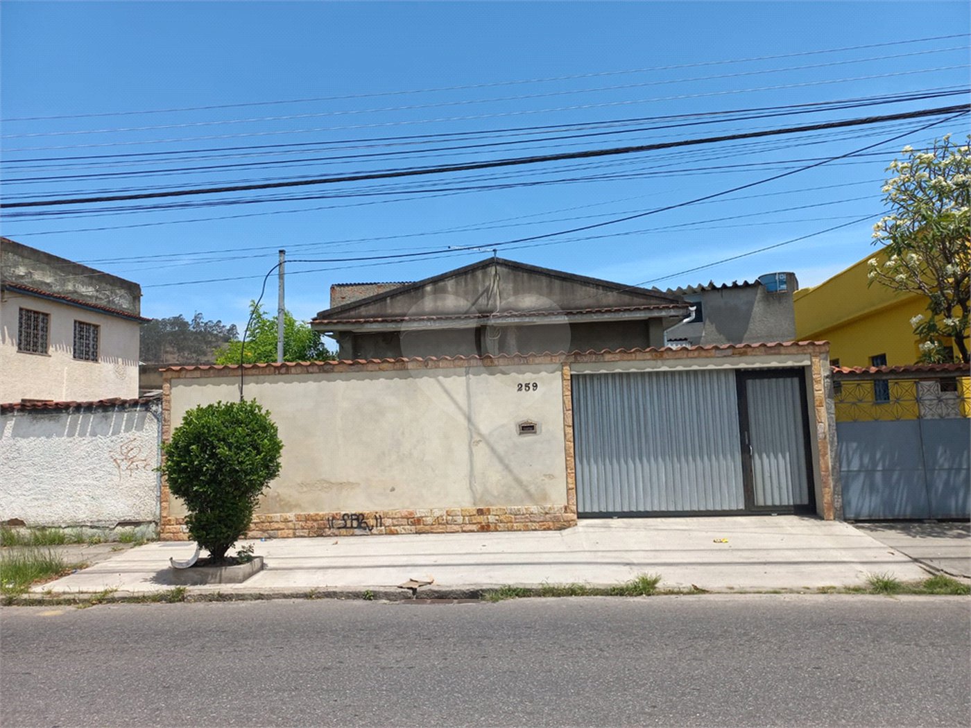 Casa Térrea à venda com 3 quartos em Campo Grande, Rio de Janeiro, RJ