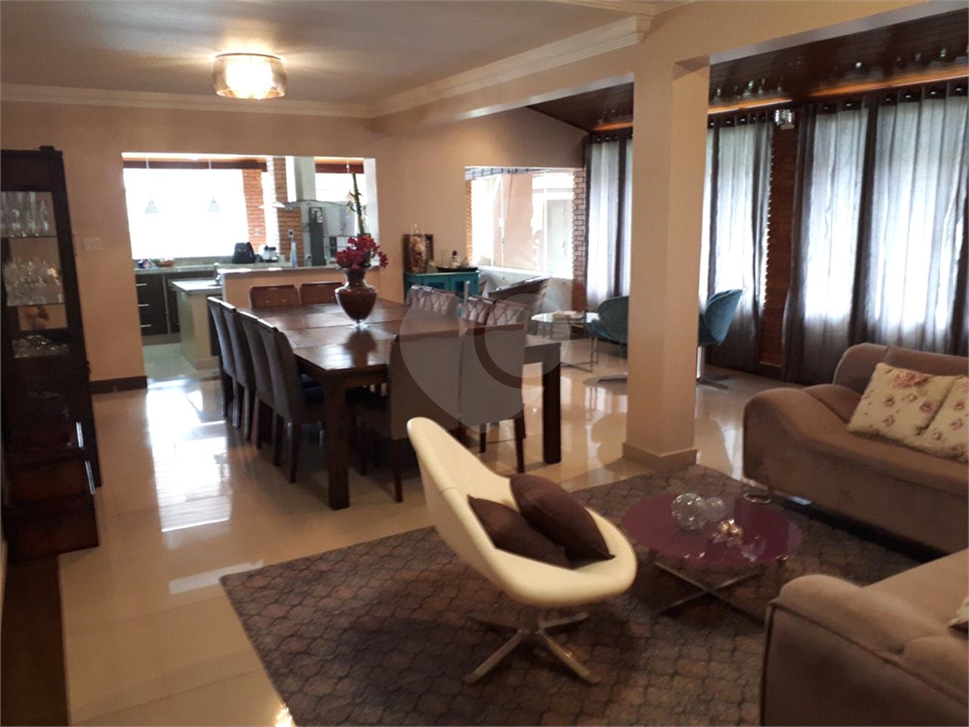 Casa à venda com 3 suítes no condomínio Haras São Luiz, Salto - SP