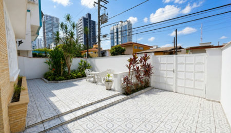 Casa dos Sonhos no Canal 6 – Piscina, Privacidade e 450m² de Terreno