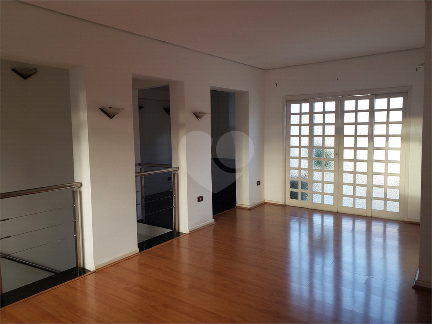 Casa à venda com 4 quartos, sendo 1 suíte,  em Vila Oliveira, Mogi das Cruzes, SP
