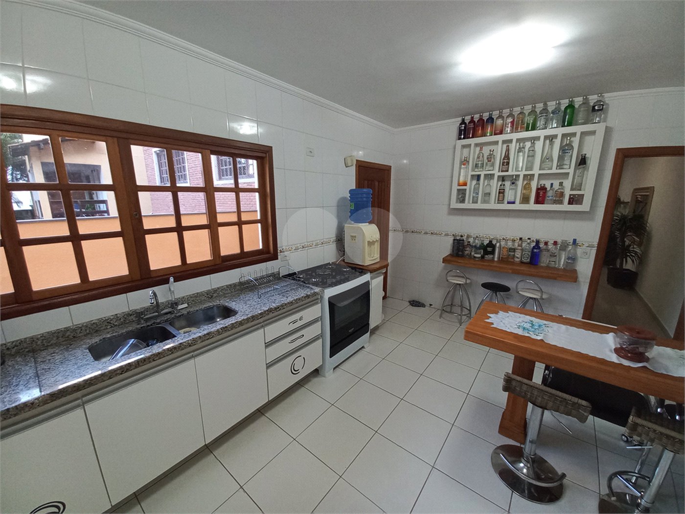 Sobrado à venda com 4 suítes em Paraíso do Morumbi, São Paulo, SP
