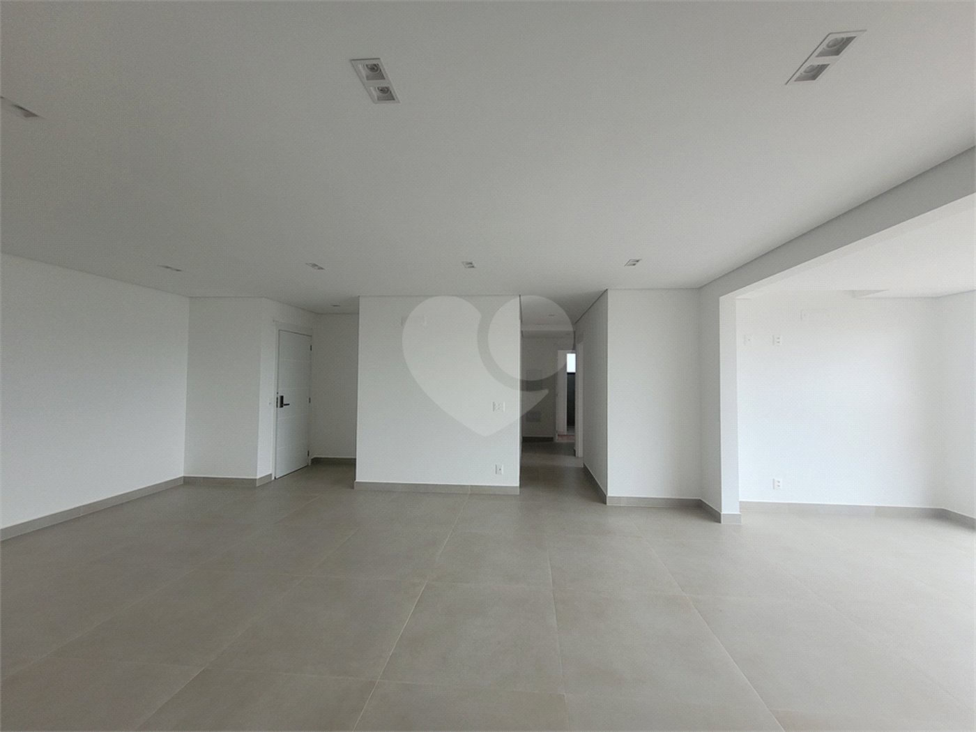 Apartamento à venda com 3 suítes em Parque Campolim, Sorocaba, SP