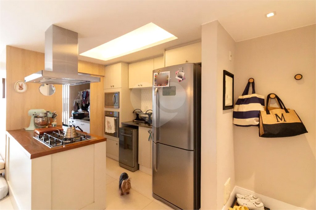 Apartamento à venda com 2 quartos, sendo 1 suíte,  em Vila Sônia, São Paulo, SP