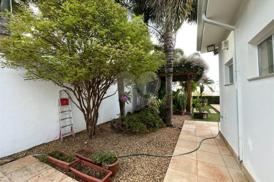 Excepcional Casa de 4 Suítes no Condomínio Monte Alegre em Piracicaba