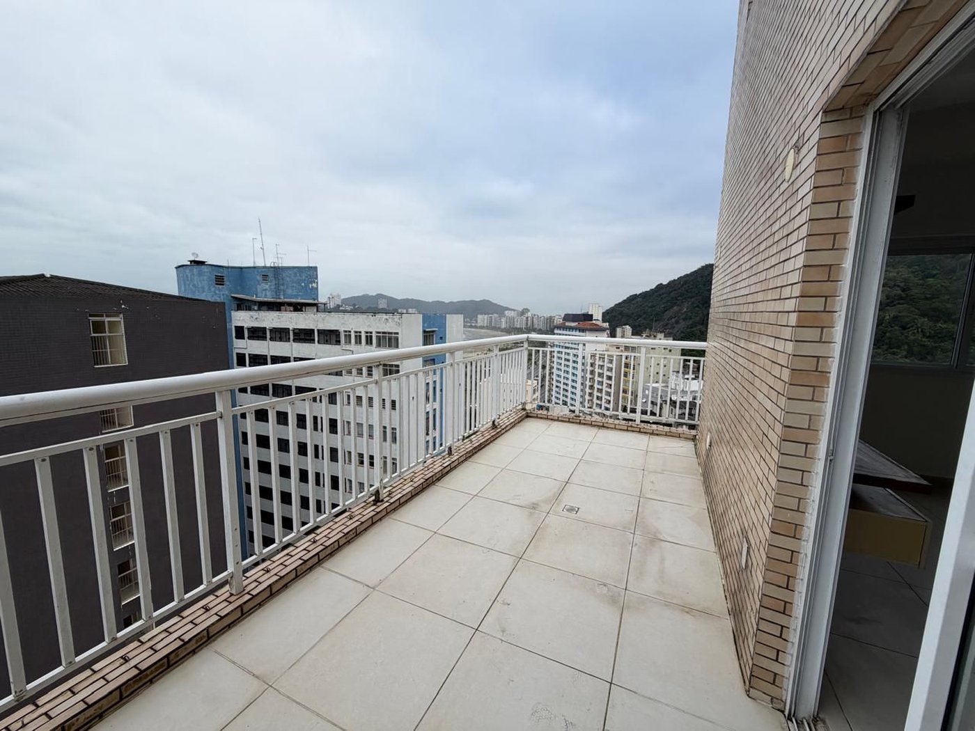 Cobertura com 2 dormitórios à venda, 98 m² por R$ 900.000,00 - José Menino - Santos/SP