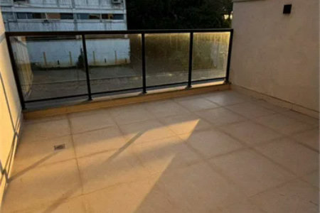 Casa à venda com 2 suítes no condomínio Gran Loft, Cotia - SP