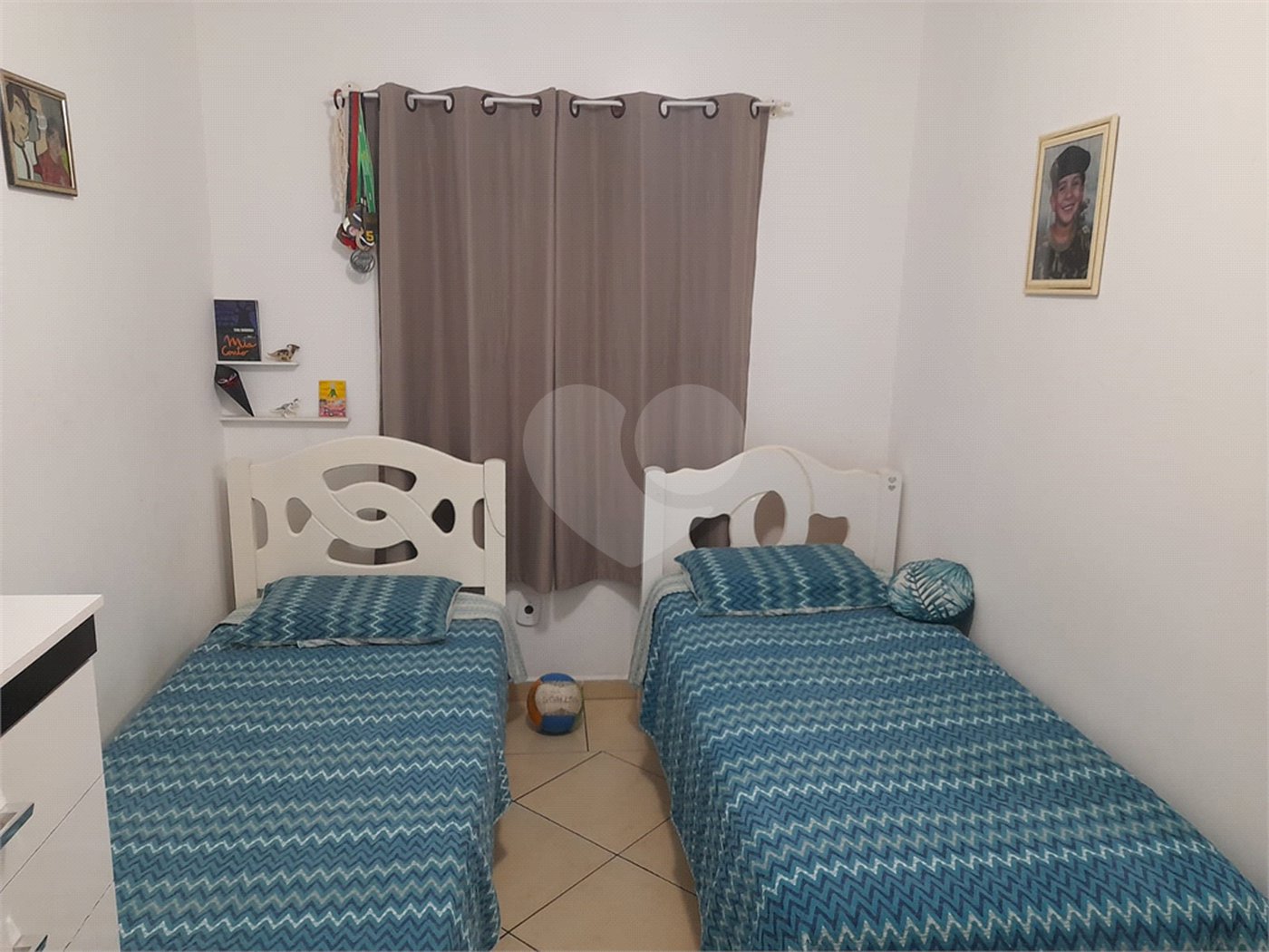 Casa à venda com 4 quartos, sendo 1 suíte, em Mogi Moderno, Mogi das Cruzes, SP