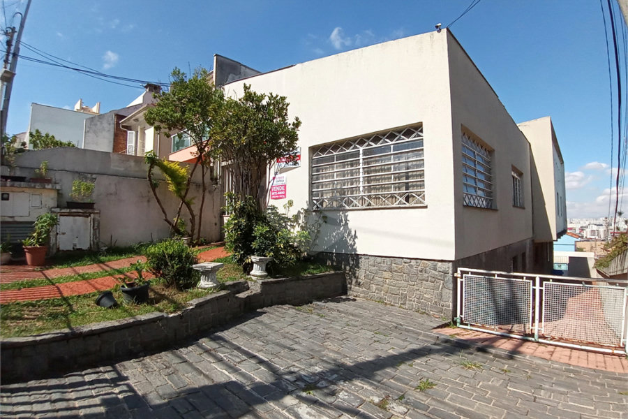 Casa à venda com 4 quartos, sendo 2 suítes, em Santana, São Paulo, SP