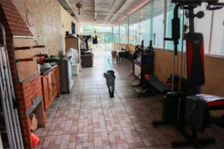 Casa à venda com 3 quartos, sendo 1 suíte,  em Vila Nova Carolina, São Paulo, SP