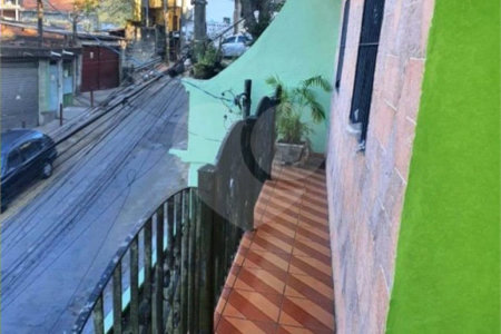 Casa de Vila à venda com 3 quartos em Jardim São Roque, São Paulo, SP