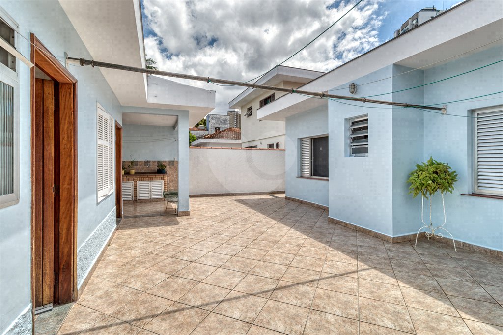 Casa Térrea à venda com 3 quartos, sendo 1 suíte,  em Alto da Boa Vista, São Paulo, SP