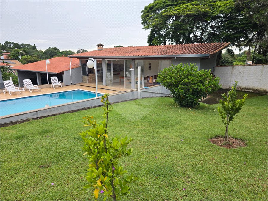 Chácara à venda com 4 quartos, sendo 1 suíte, em Chácaras São Bento, Valinhos, SP