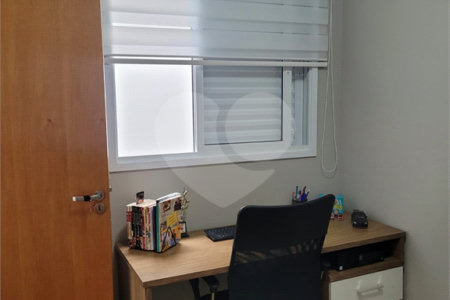 Sobrado à venda com 3 quartos, sendo 1 suíte,  em Vila Marari, São Paulo, SP