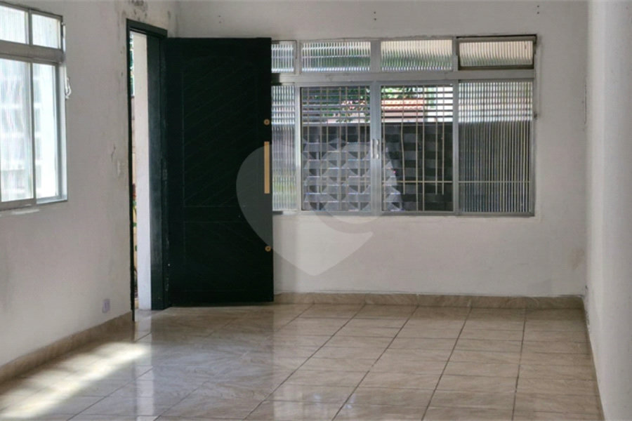 Sobrado à venda com 3 quartos em Parque Edu Chaves, São Paulo, SP