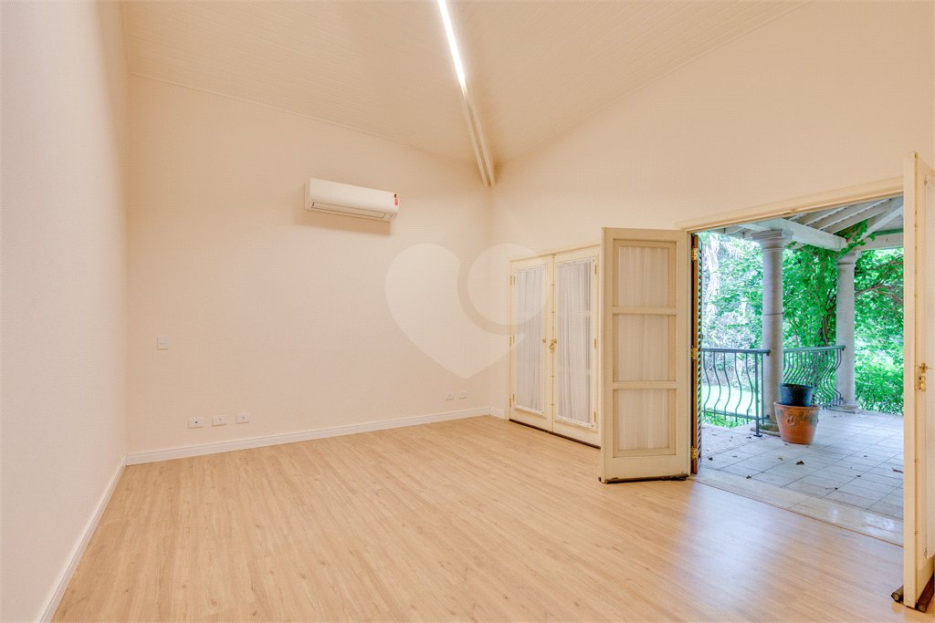Casa à venda com 4 suítes no condomínio Chácara Flora, São Paulo - SP