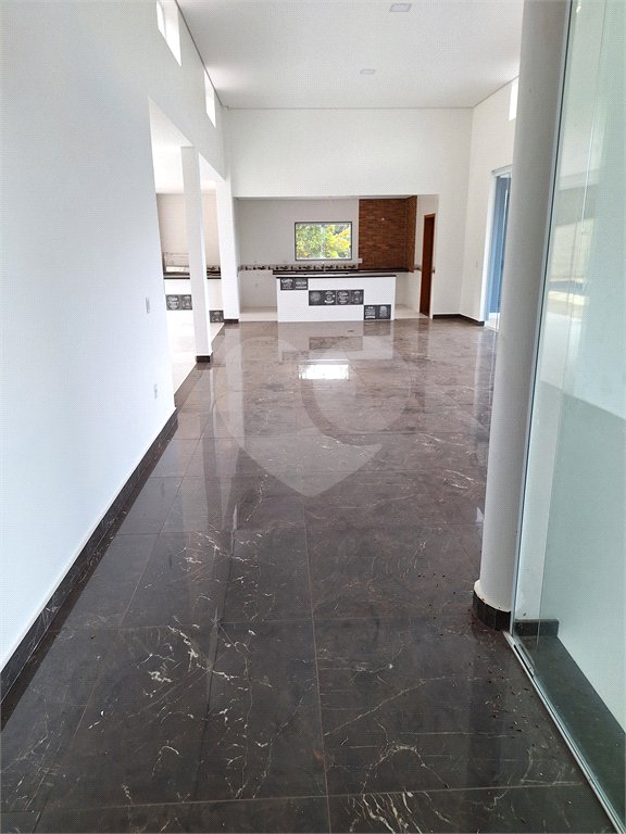 Casa em condomínio à venda com 3 suítes no Centro, Bom Jesus dos Perdões, SP