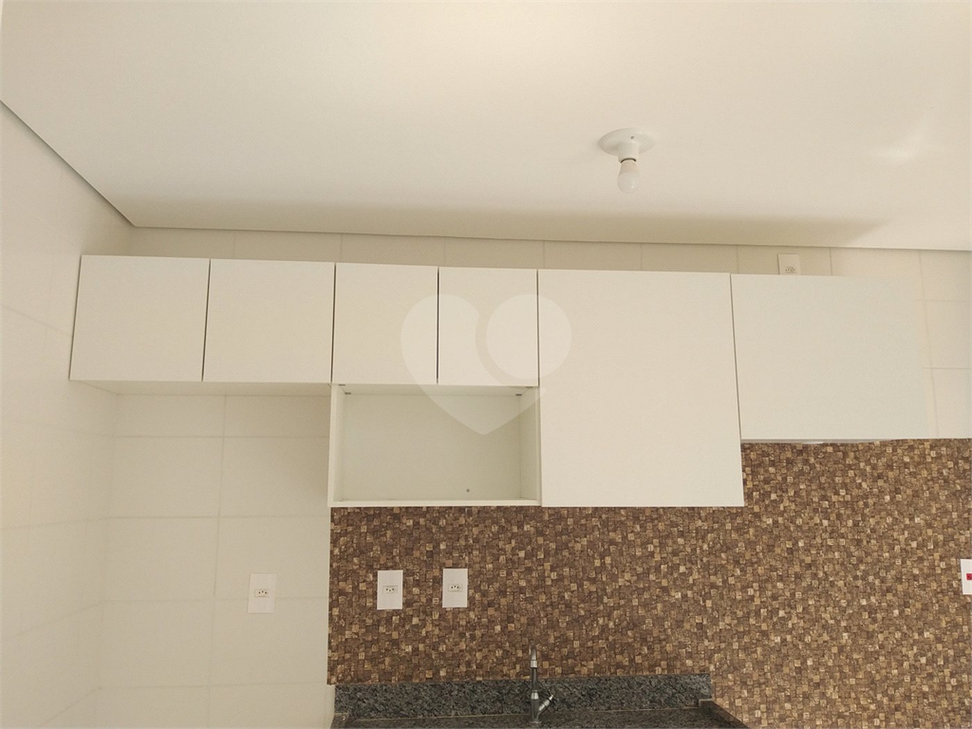 Apartamento à venda com 2 quartos em João Xxiii, Vinhedo, SP