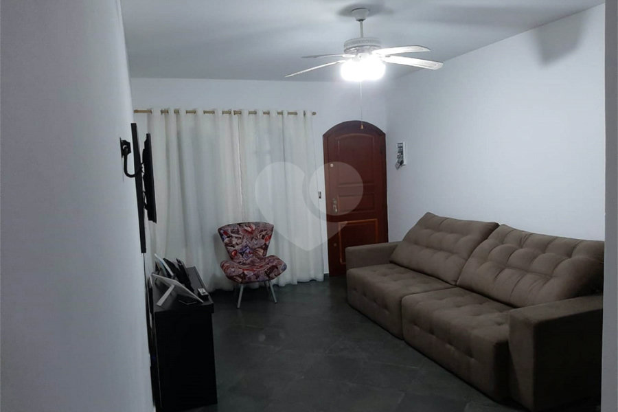 Sobrado à venda com 2 quartos em Tremembé, São Paulo, SP