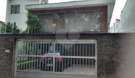 Casa Térrea à venda com 4 quartos, sendo 1 suíte,  em Vila Maria, São Paulo, SP